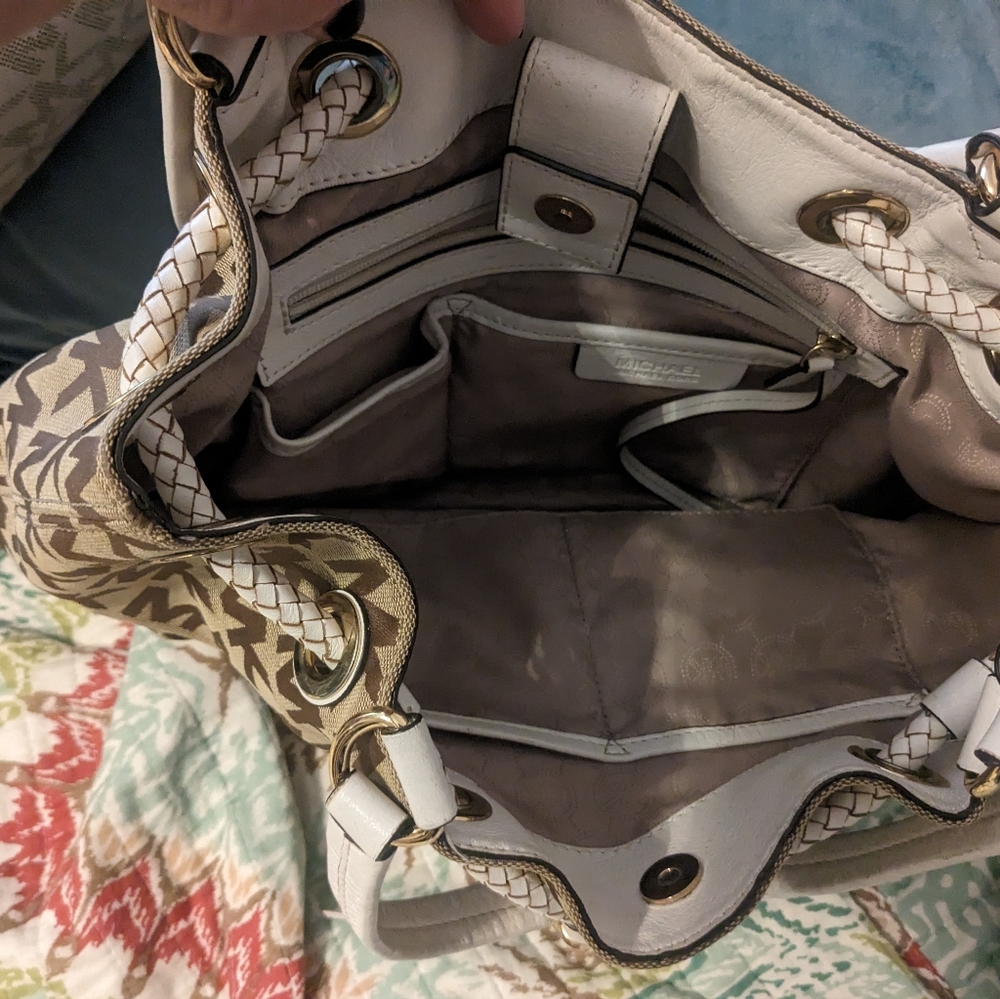 Hand bag - Picture 2 of 2